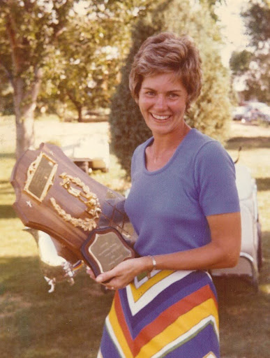 Gretchen with trophy